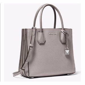 Micheal Kors Accordion Mercer Bag In Pearl Gray